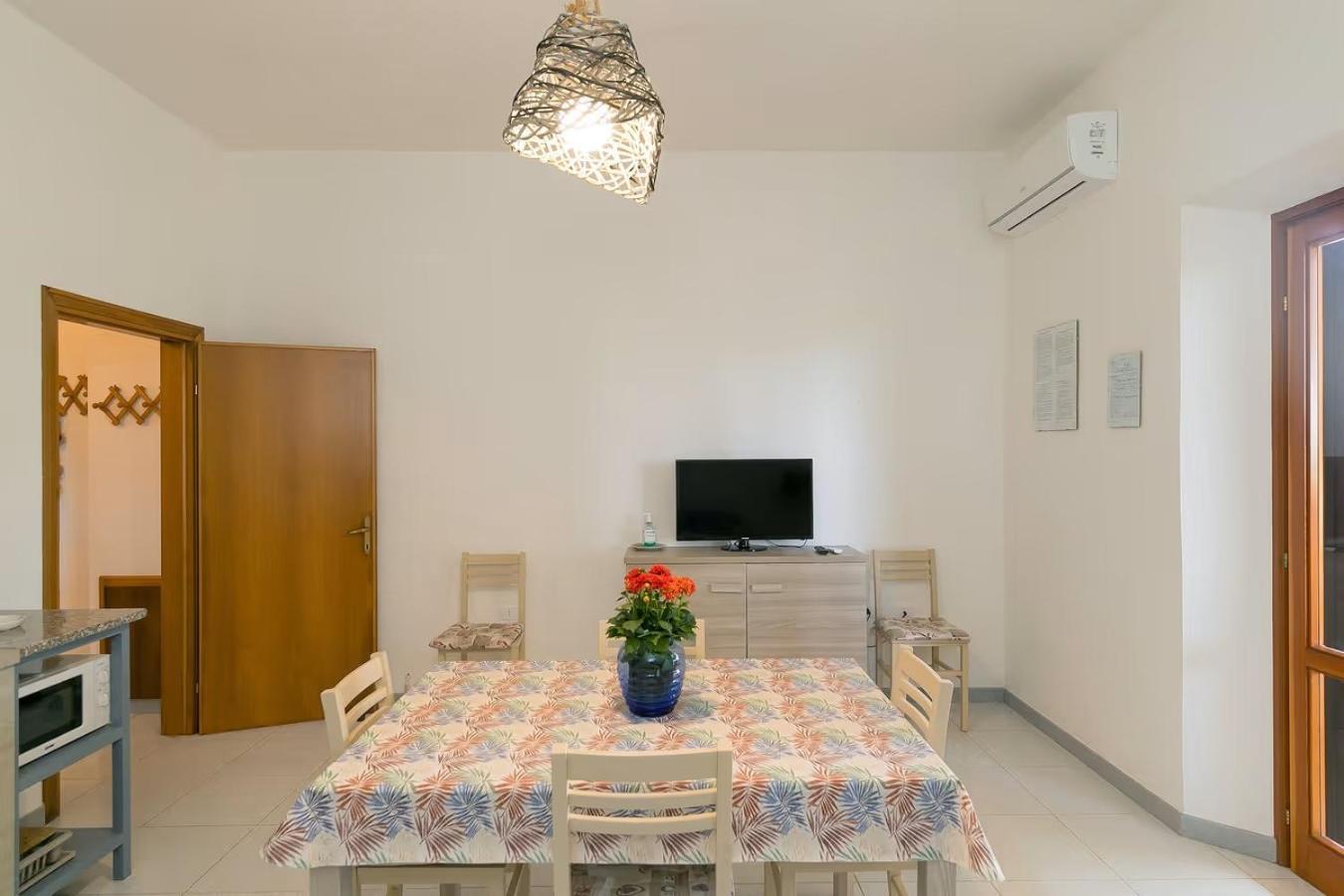 Agriturismo I Debbi بيبونا المظهر الخارجي الصورة