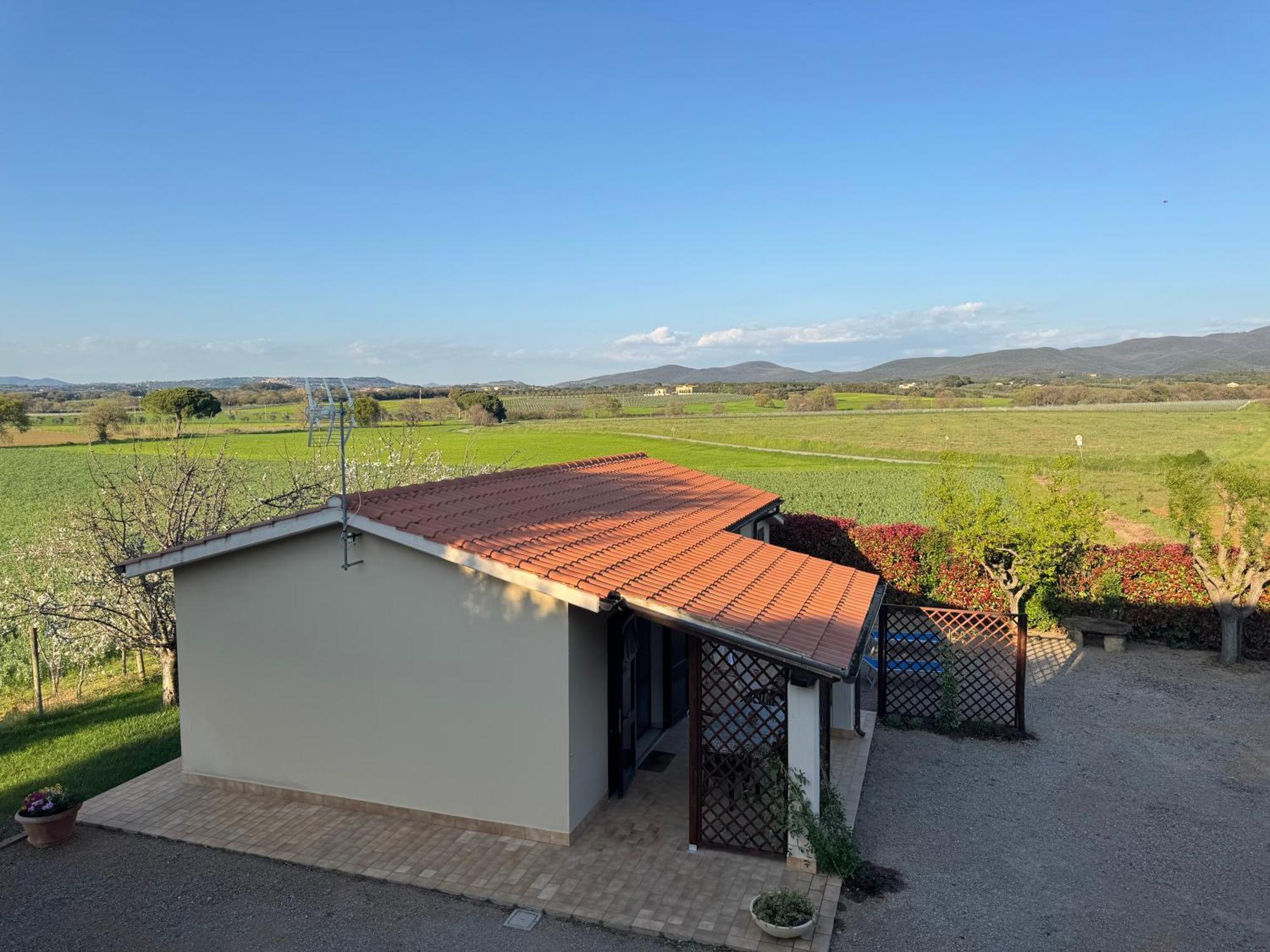 Agriturismo I Debbi بيبونا المظهر الخارجي الصورة