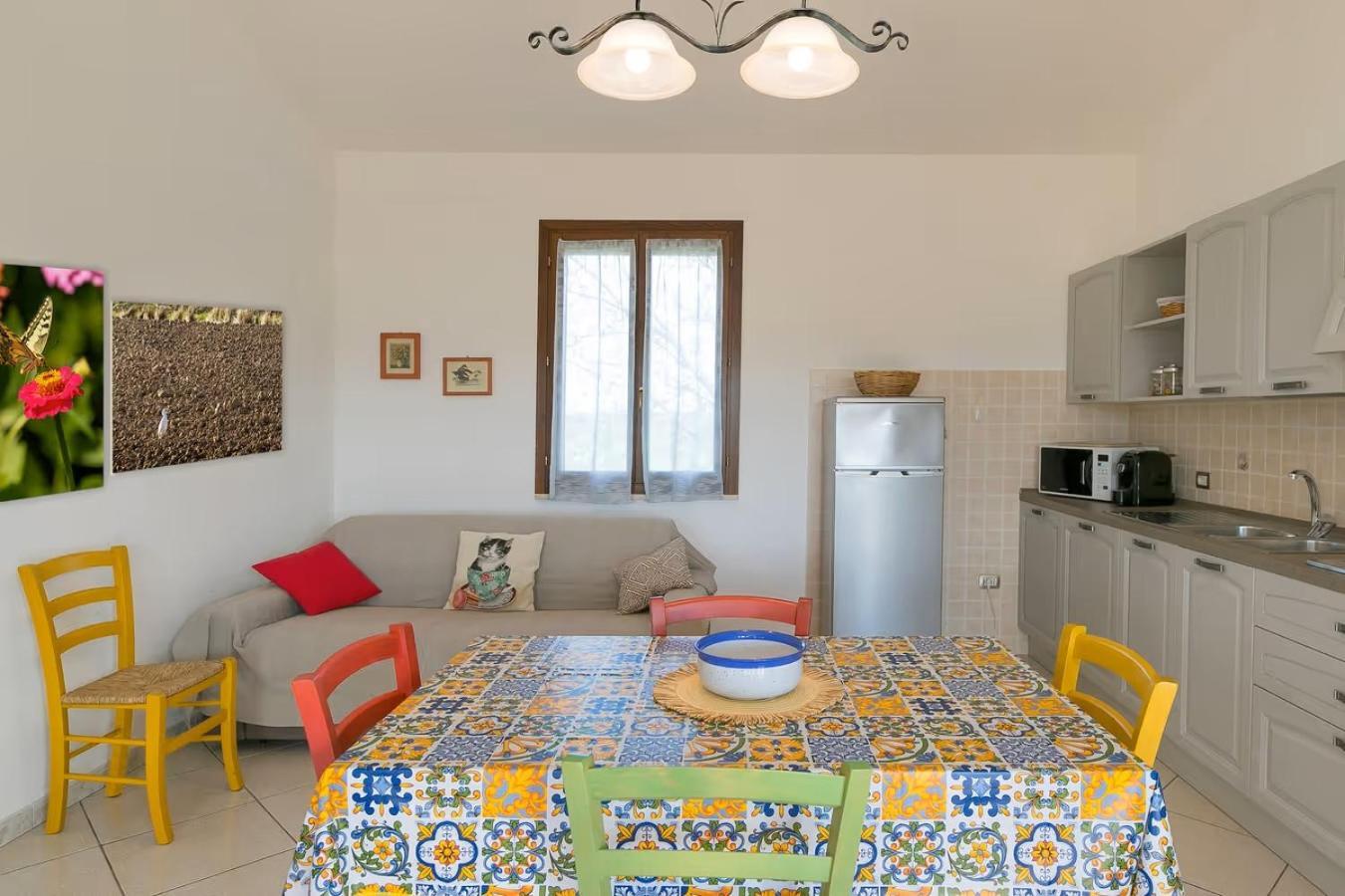 Agriturismo I Debbi بيبونا المظهر الخارجي الصورة